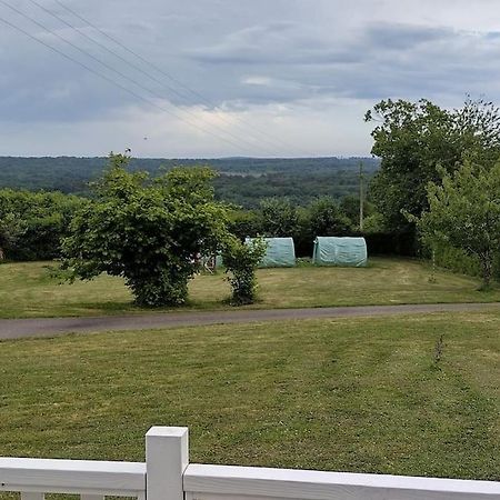 Mobil Home Au Coeur De Broceliande Paimpont Buitenkant foto